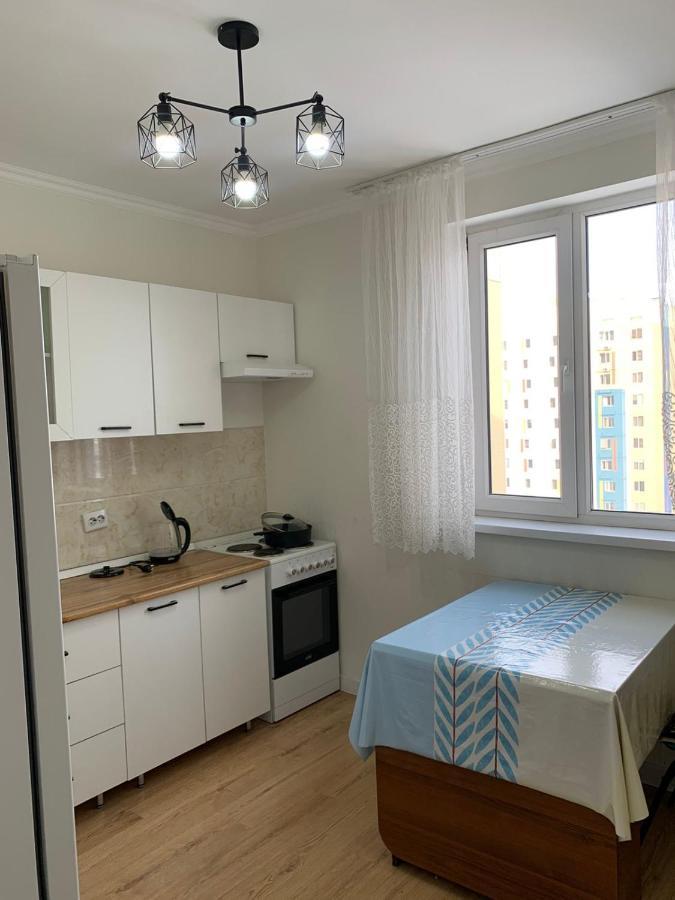 Apartment In อัลมาตี ภายนอก รูปภาพ
